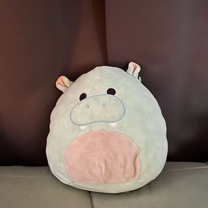 small squishmallow